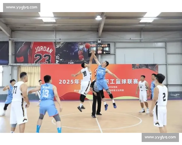 篮球手策马:平衡之道跨赛场 篮球手策马:平衡之道跨赛场